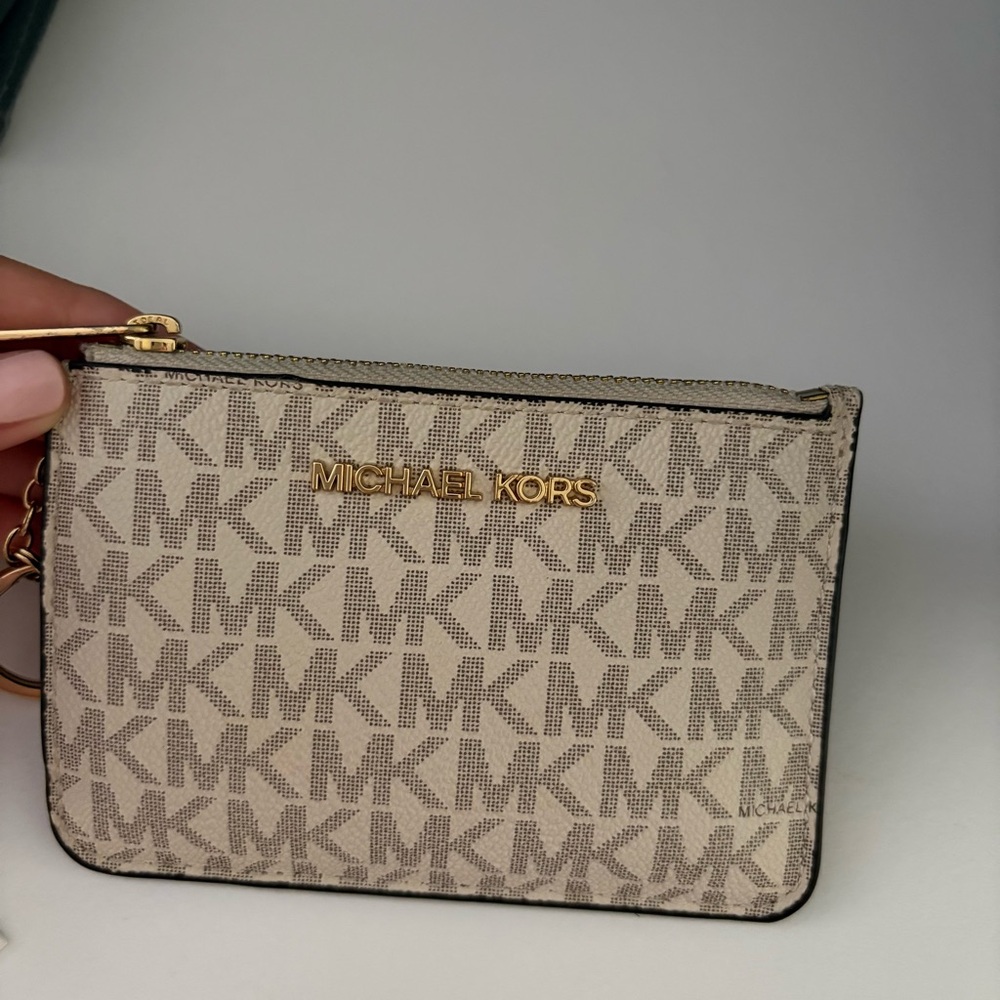SOLD Michael Kors Jet Set Travel Small Signature Logo Coin Purse